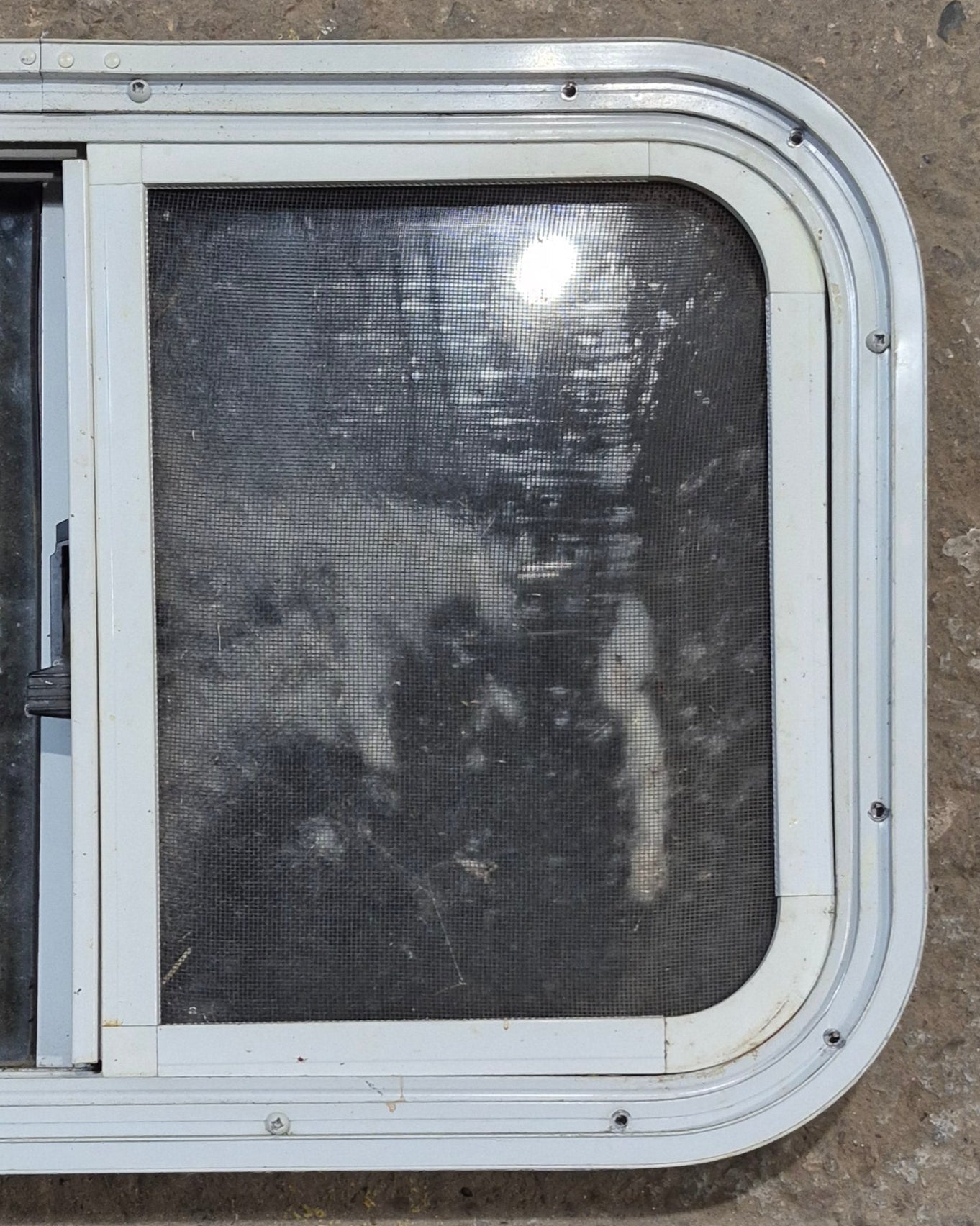 Used White Radius Opening Window : 23 1/4" W x 14 3/4" H x 1 7/8" D - Young Farts RV Parts