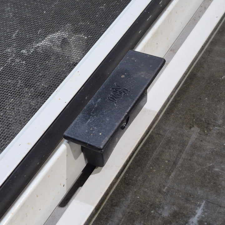 Used White Radius Opening Window - 23.25 X 17.25 X 1.75 - Young Farts RV Parts