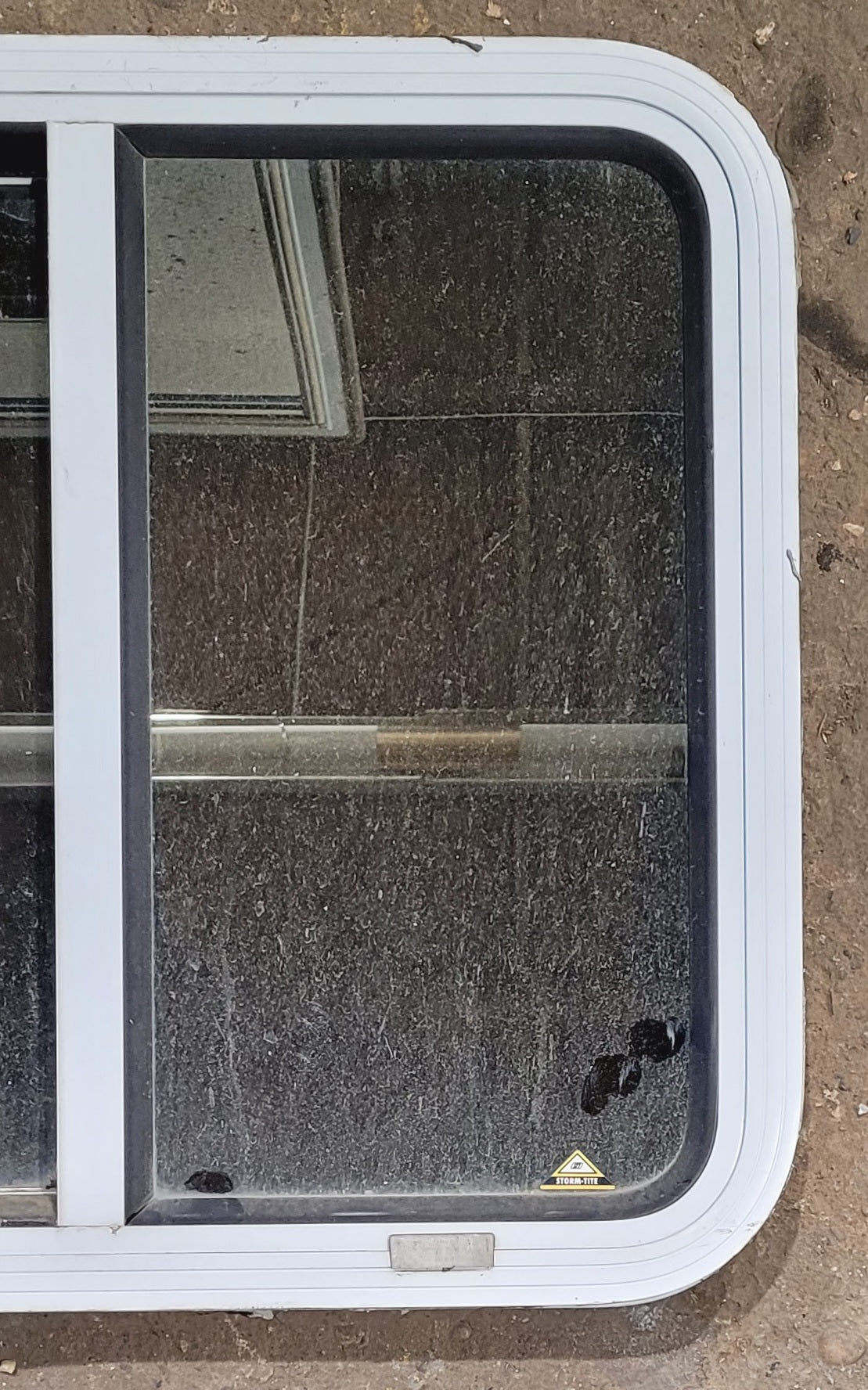 Used White Radius Opening Window : 24