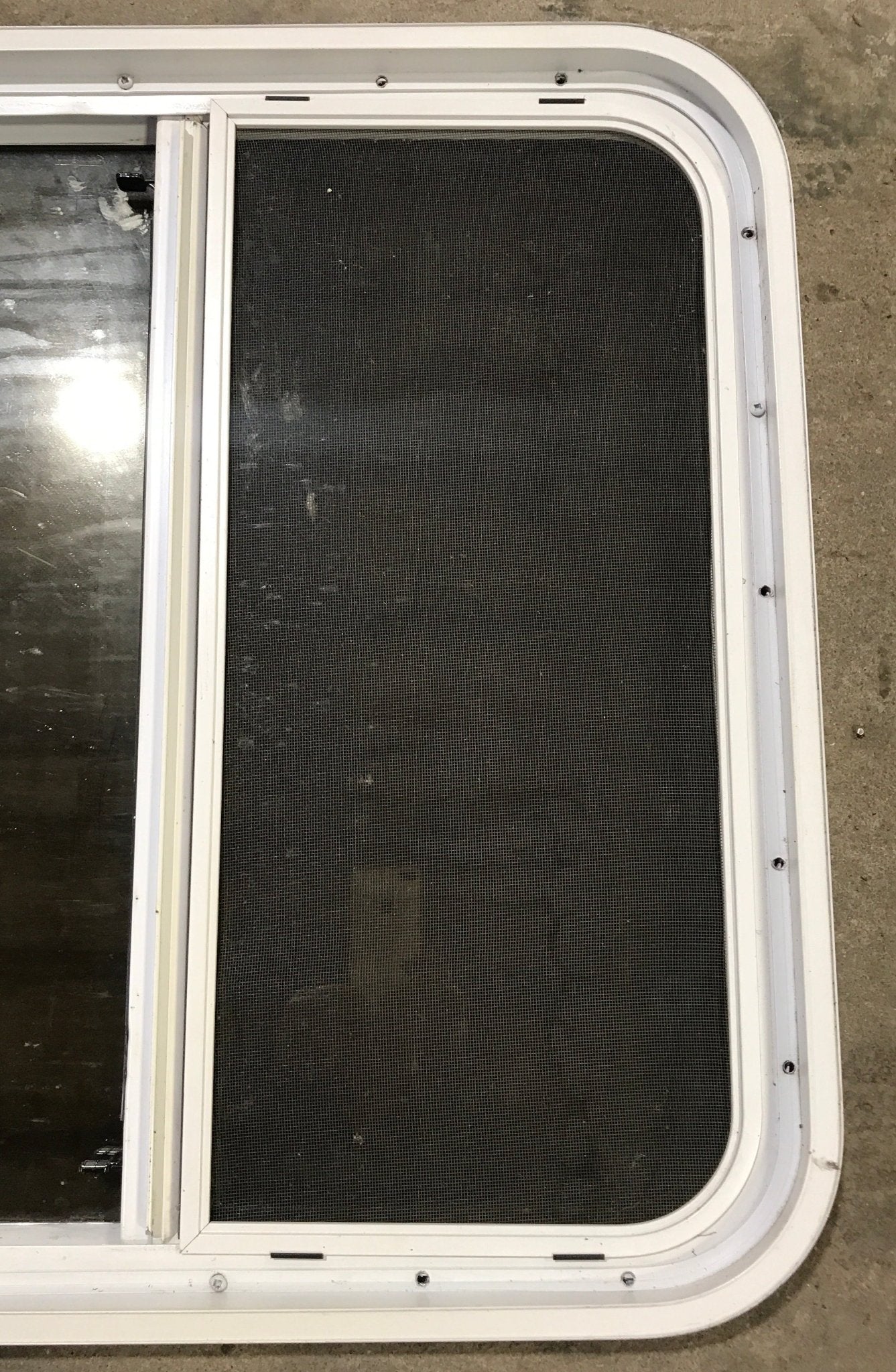 Used White Radius Opening Window : 25 1/2