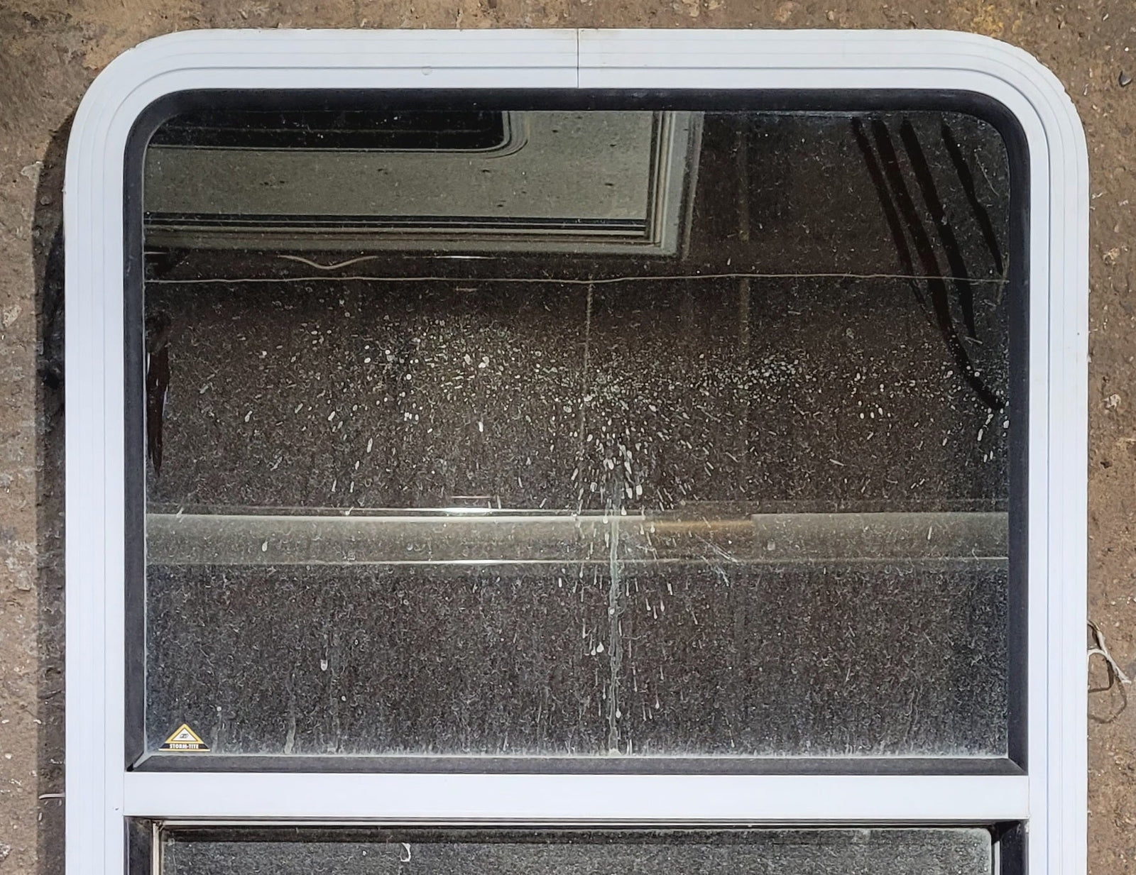 Used White Radius Opening Window : 26