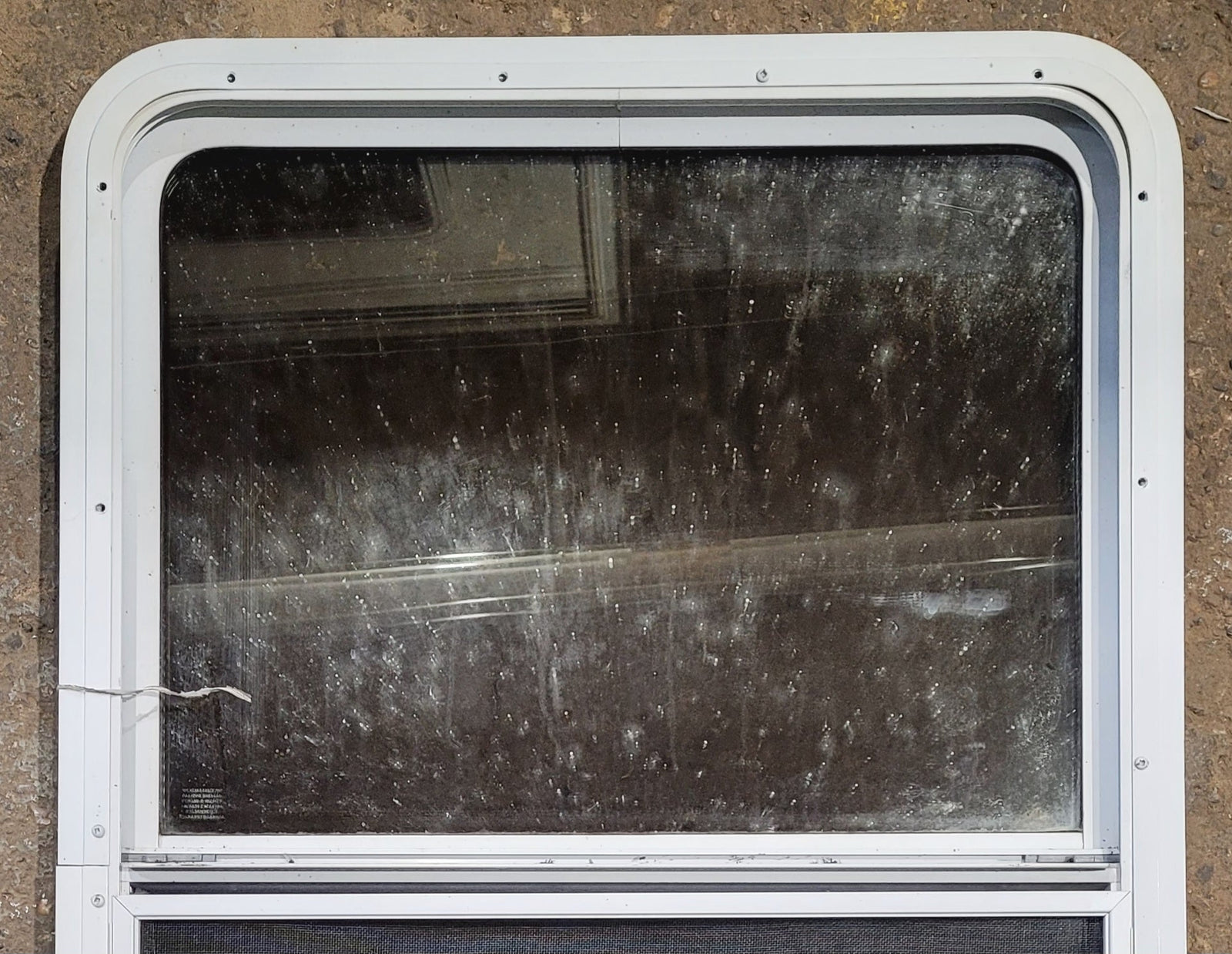 Used White Radius Opening Window : 26