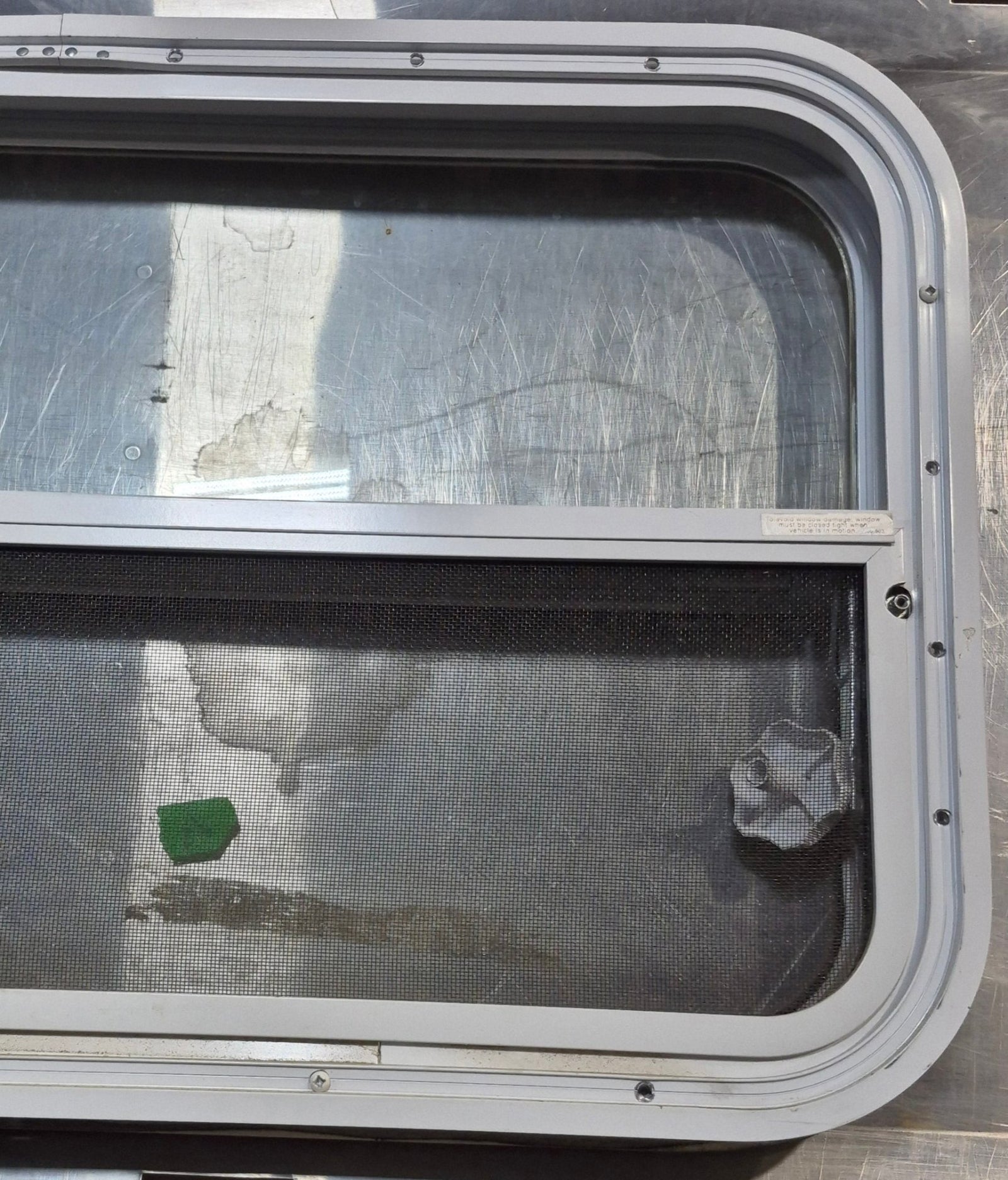 Used White Radius Opening Window : 29 1/2