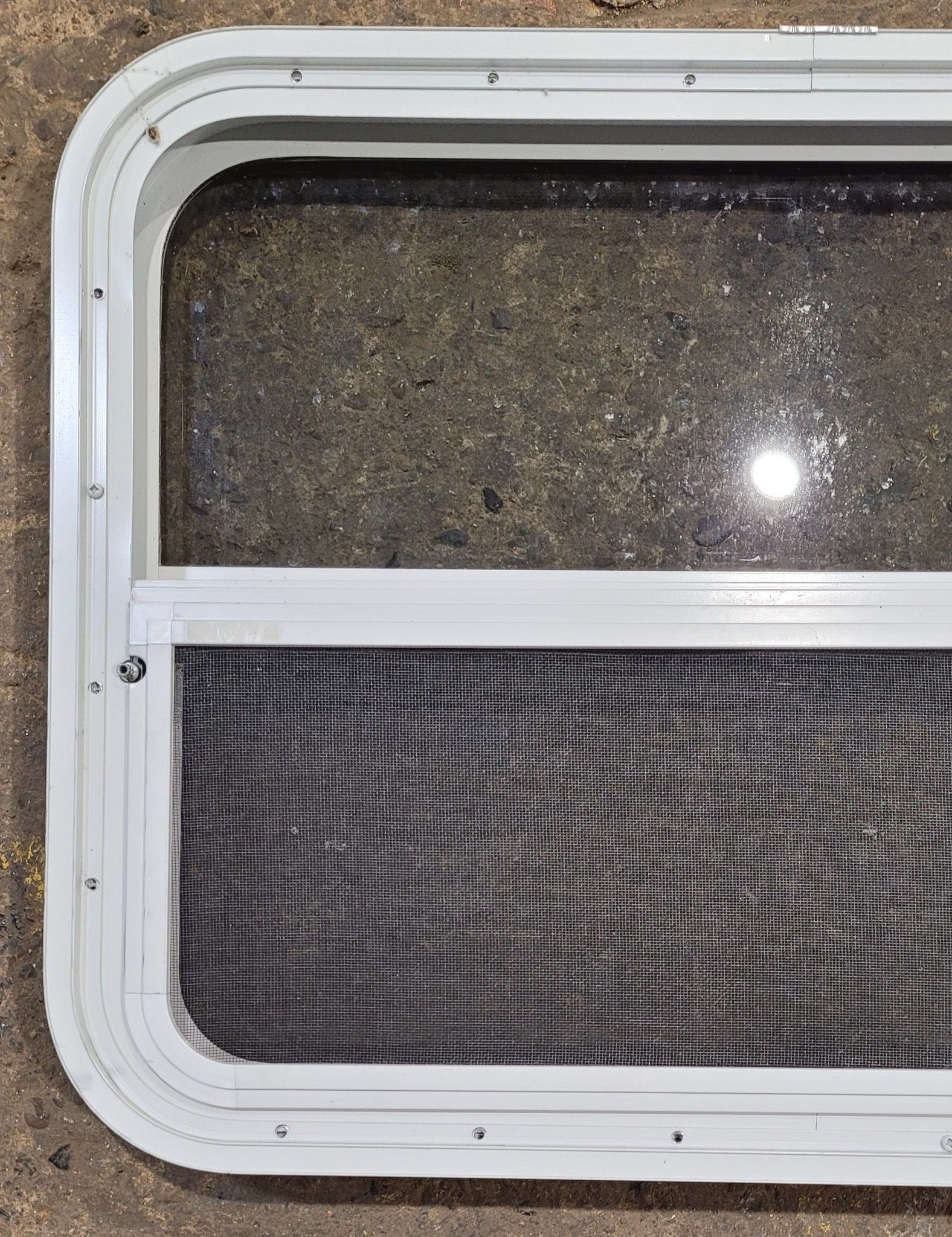 Used White Radius Opening Window : 29 1/2