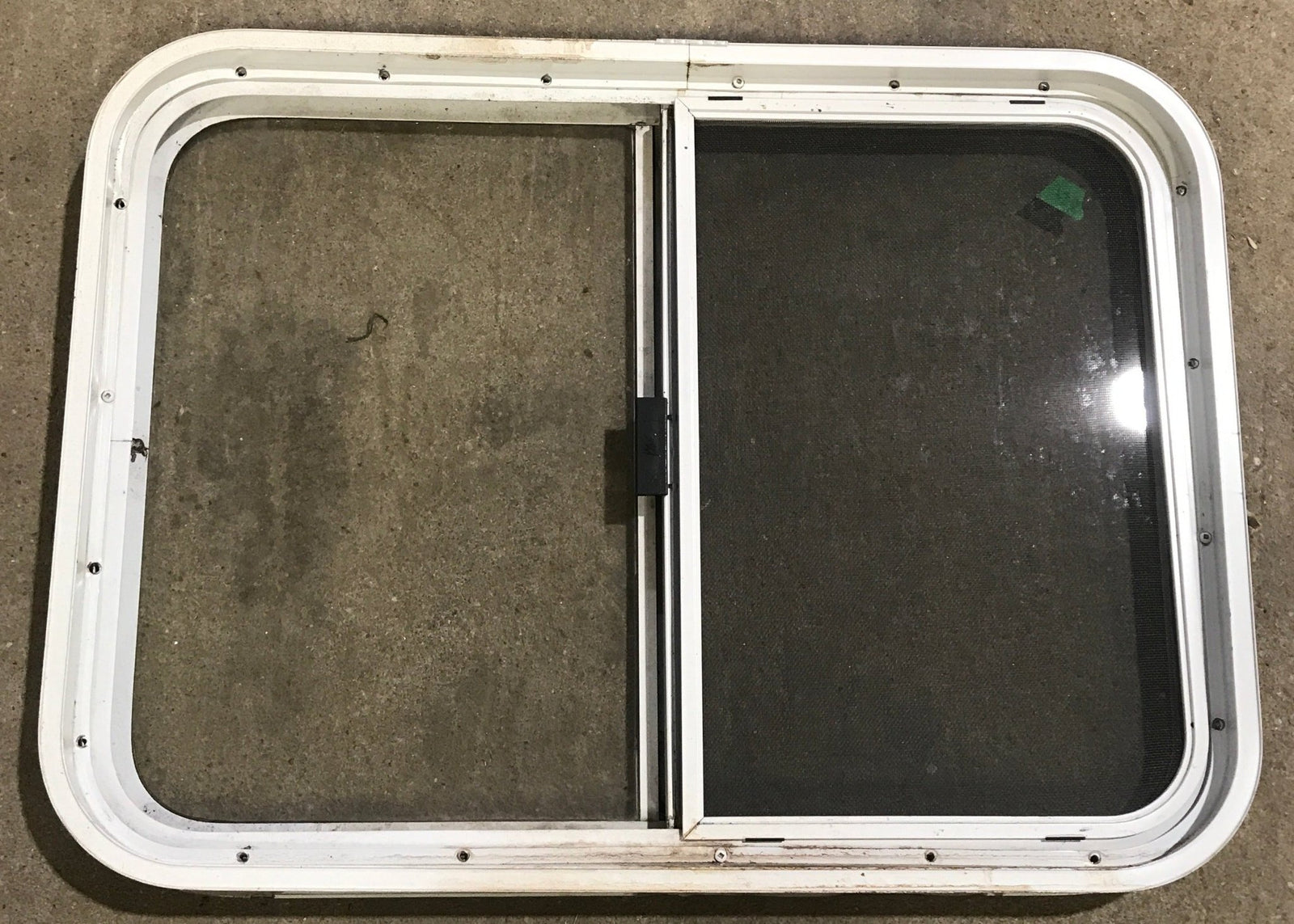 Used White Radius Opening Window : 29 1/2