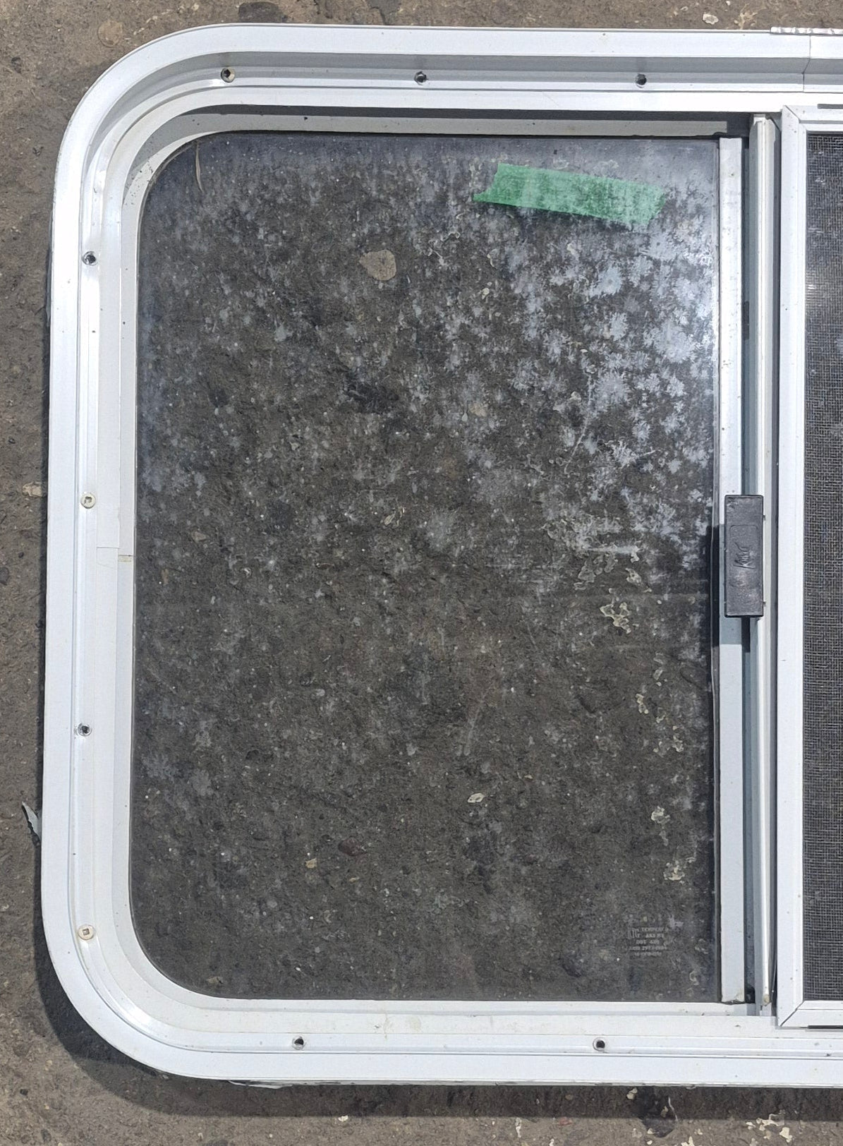 Used White Radius Opening Window : 29 1/2