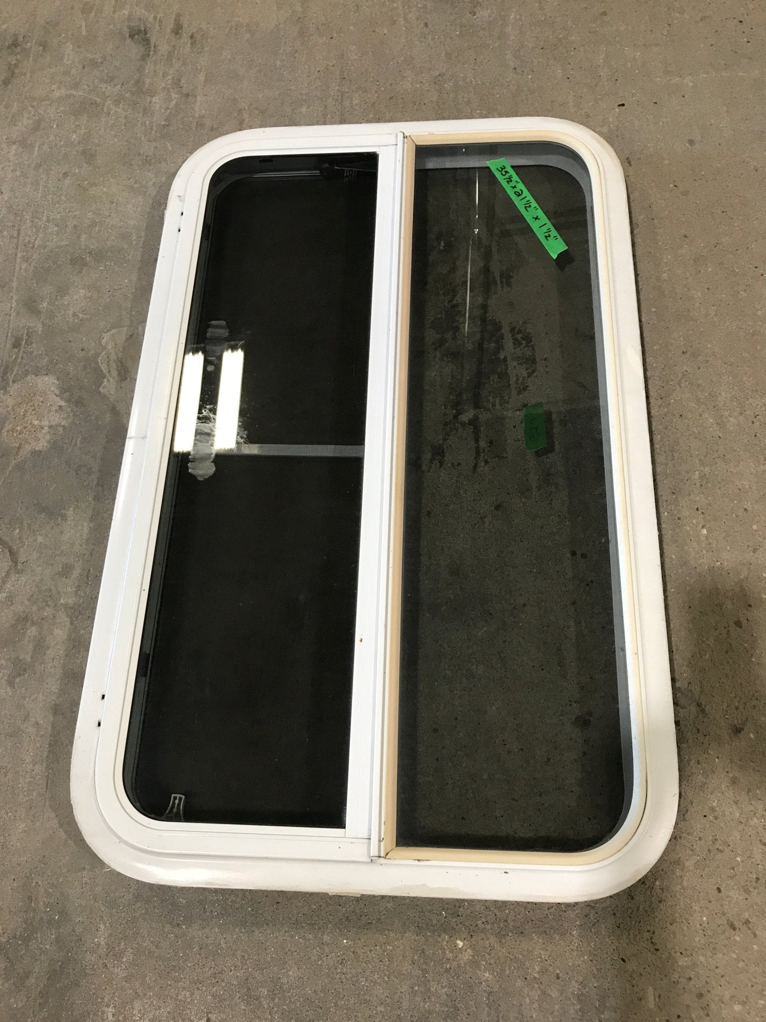 Used White Radius Opening Window : 35 1/2