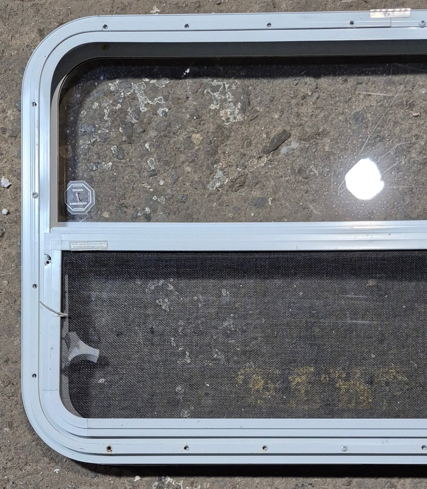 Used White Radius Opening Window : 35 1/2