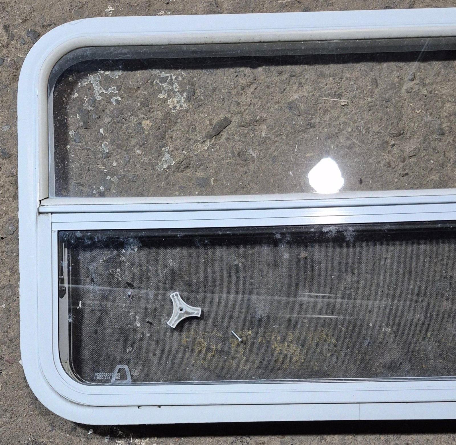 Used White Radius Opening Window : 35 1/2