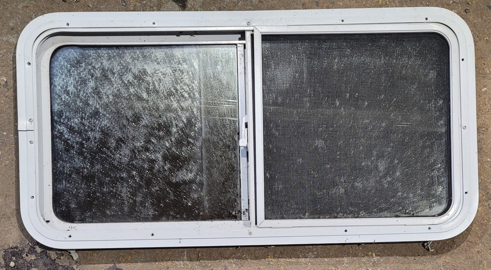 Used White Radius Opening Window : 36