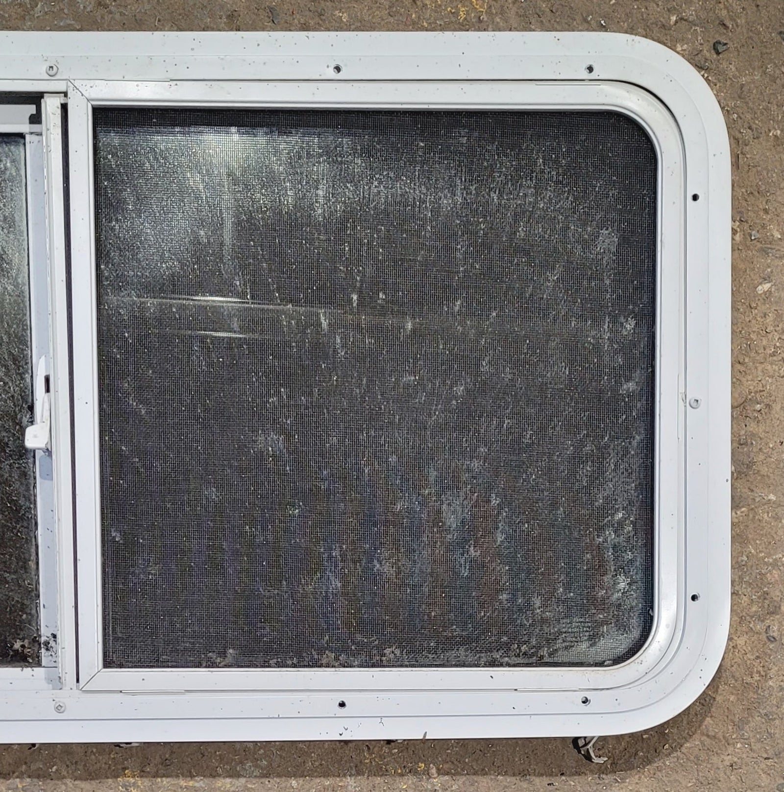 Used White Radius Opening Window : 36