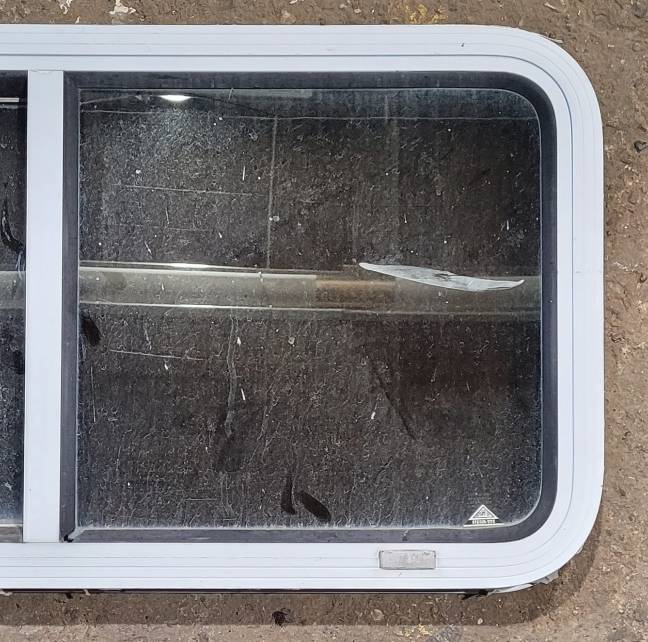 Used White Radius Opening Window : 36