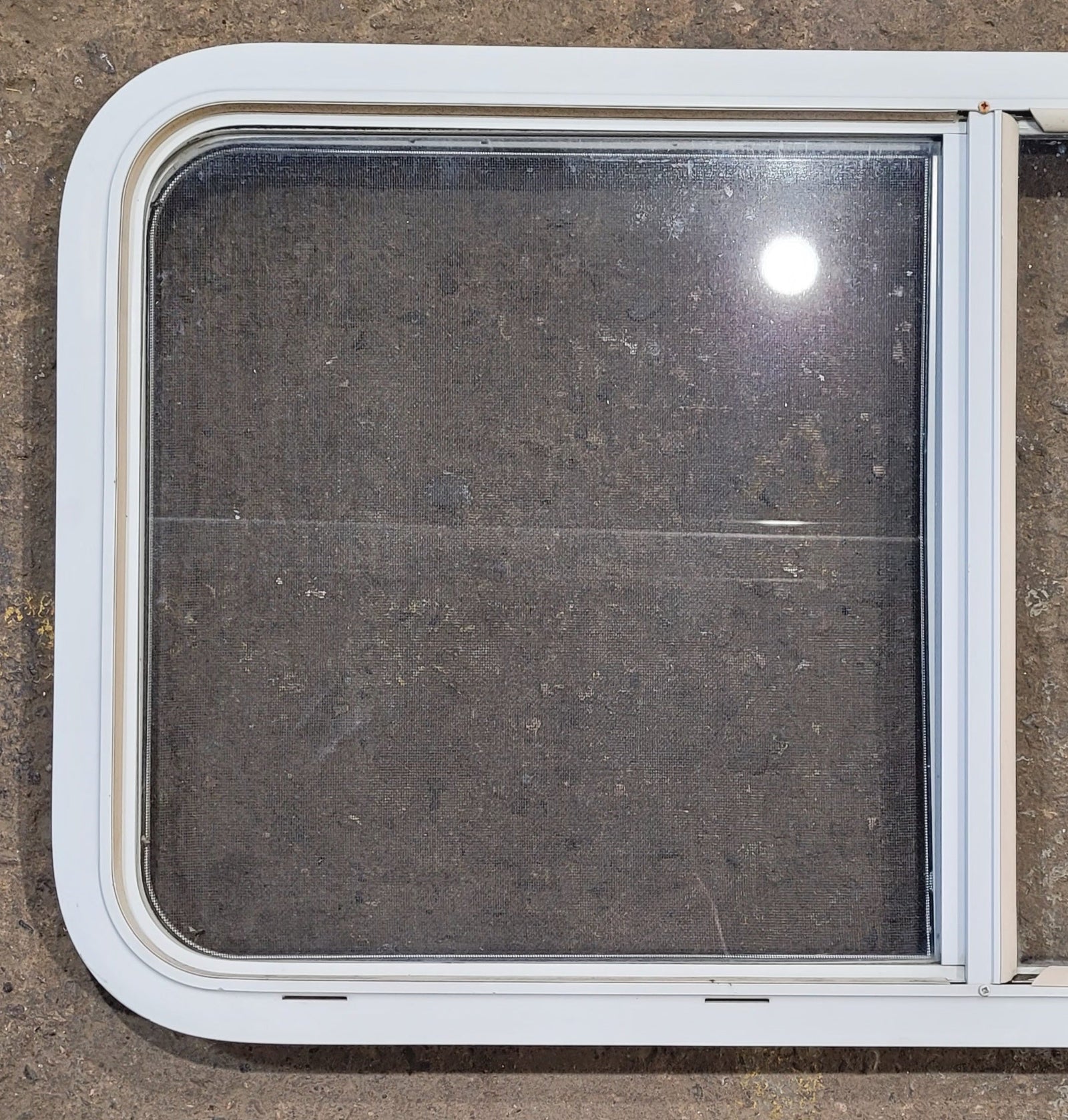 Used White Radius Opening Window : 41 1/4