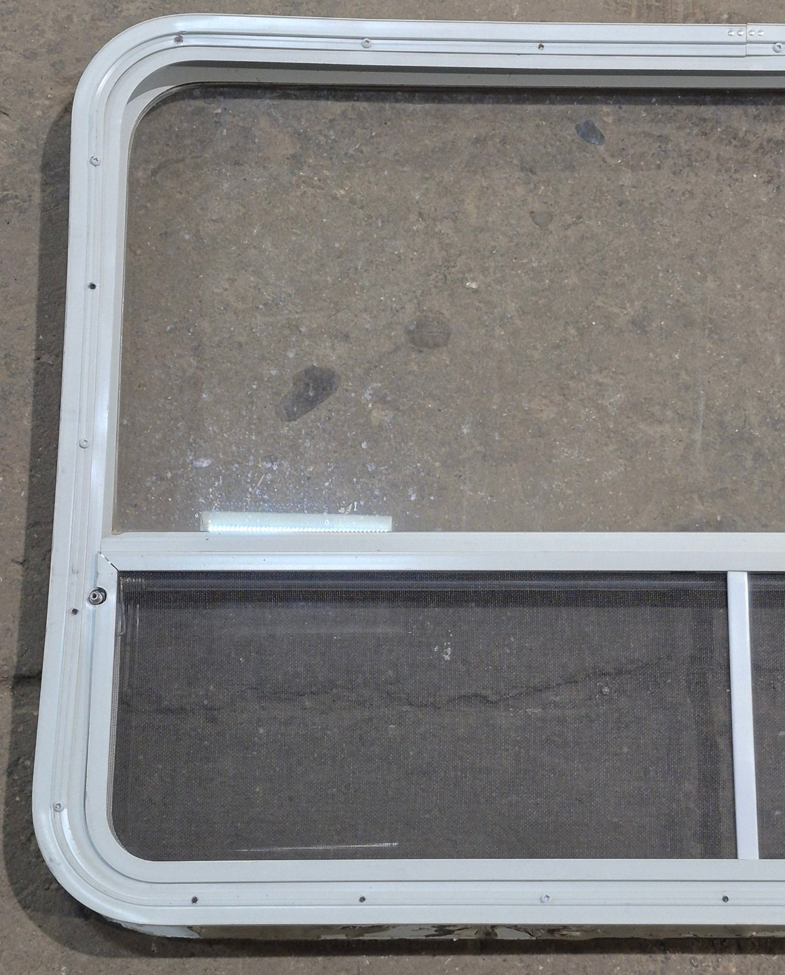 Used White Radius Opening Window : 41 1/4