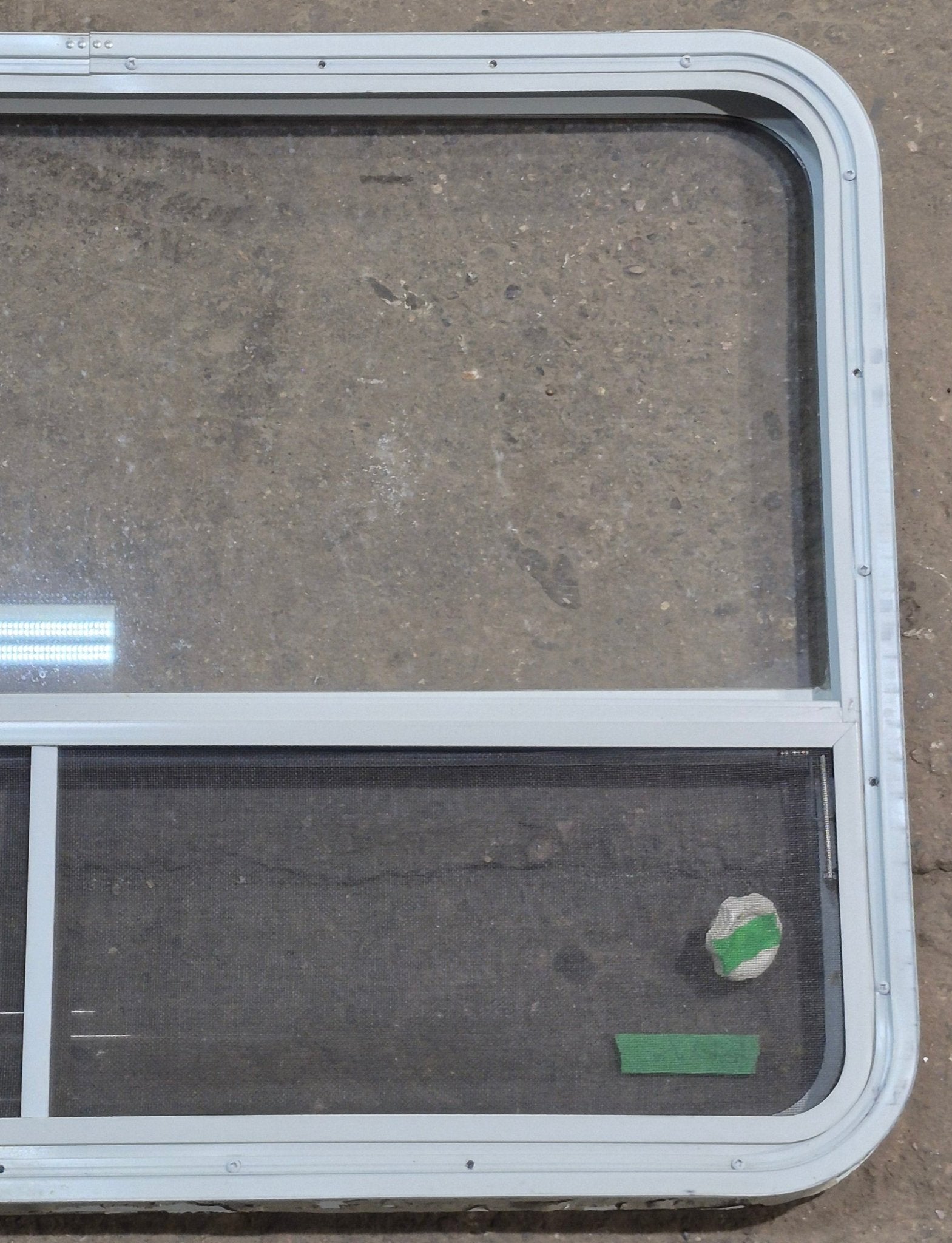 Used White Radius Opening Window : 41 1/4