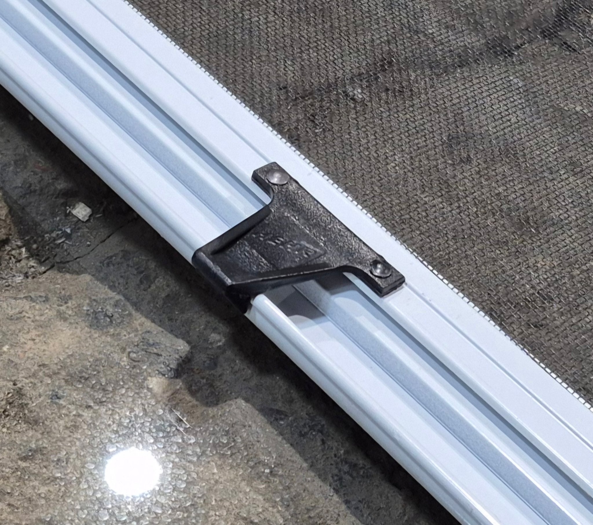 Used White Radius Opening Window : 47 1/2" W x 21 1/2" H x 1" D - Young Farts RV Parts