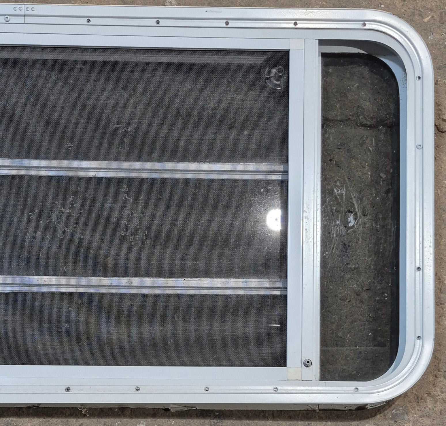 Used White Radius Opening Window : 47 1/4" W x 21 1/4" H x 1 7/8" D - Young Farts RV Parts