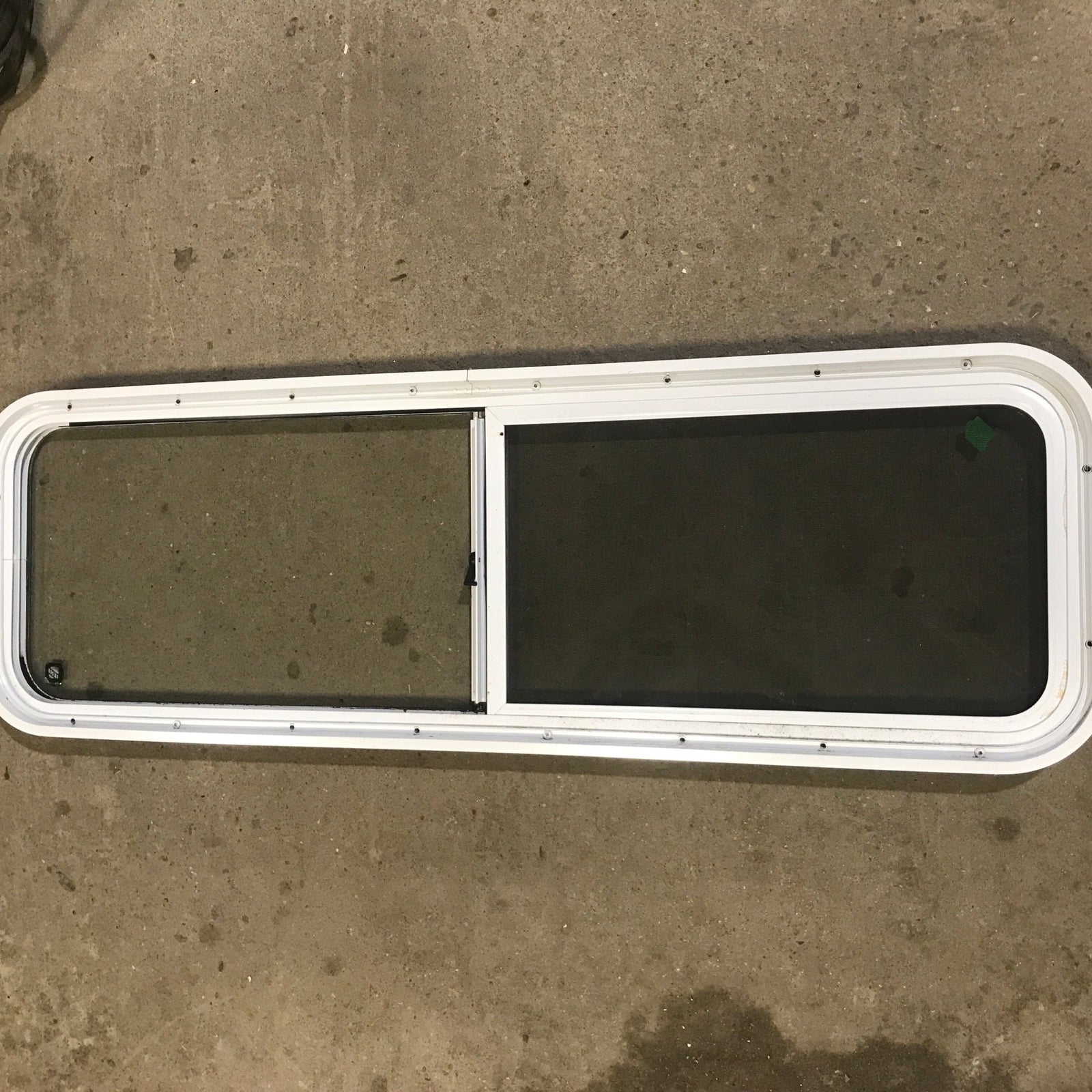 Used White Radius Opening Window : 48