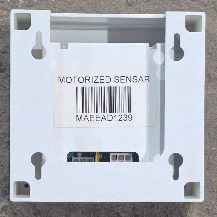Used Winegard Satellite TV Antenna Control Panel, White - Sensar , MA-CP4W - Young Farts RV Parts