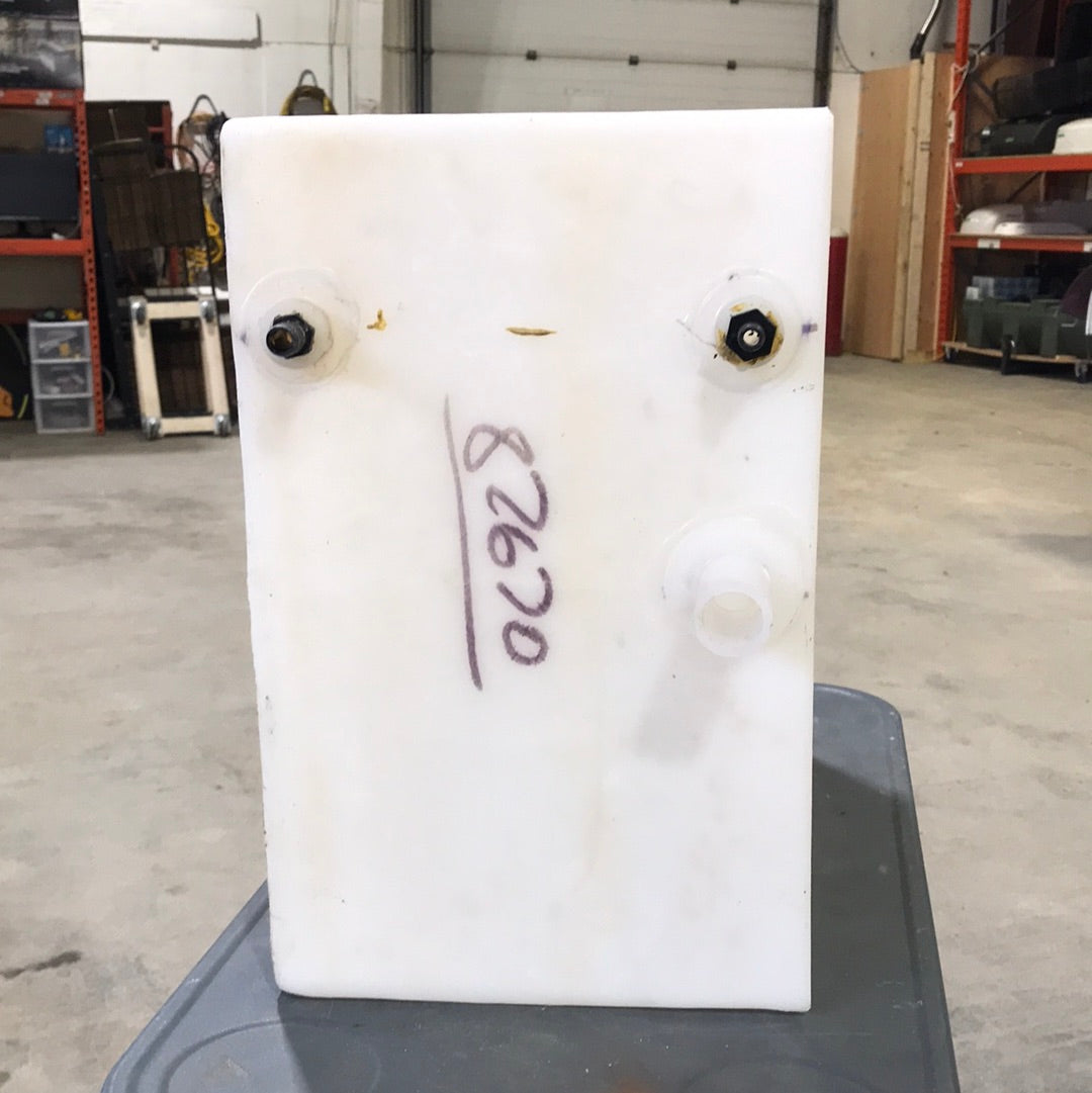 Used Fresh Water Tank  17” L x 16” W x 10” H - Young Farts RV Parts