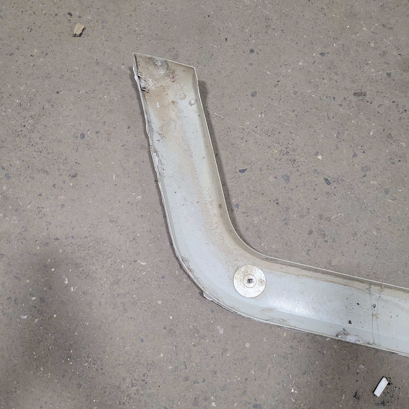 Used Trail-Lite Fender Skirt 47 1/2