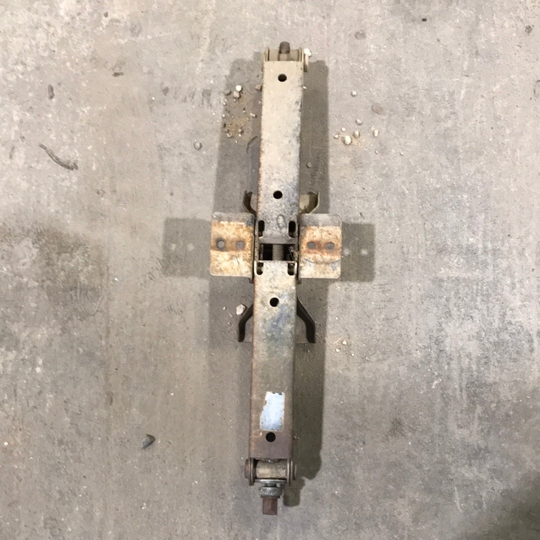 Used Stabilizer Jack 26