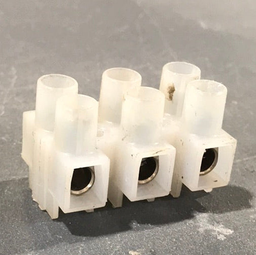Used Dometic Terminal Block 3858022027 - Young Farts RV Parts