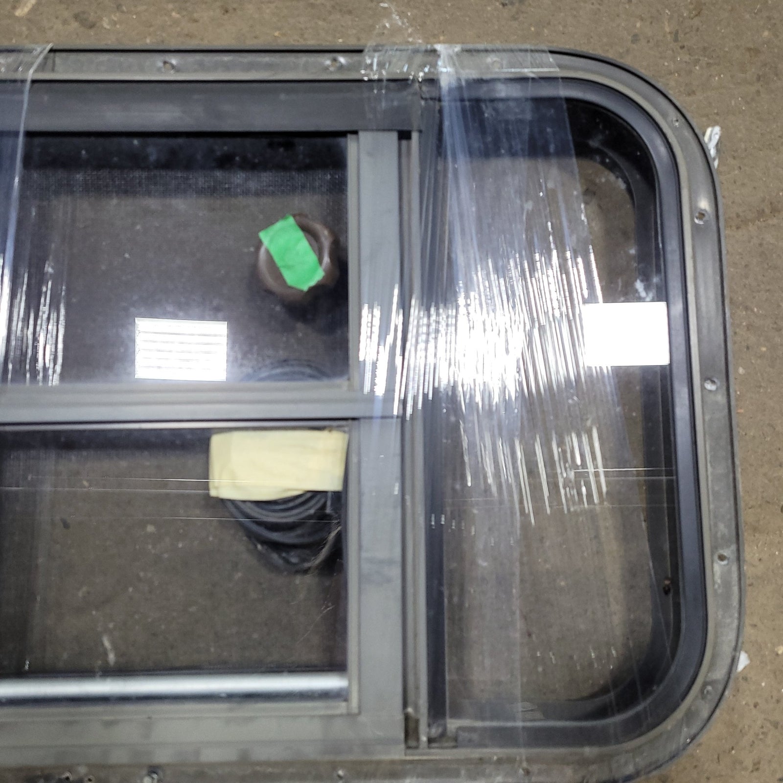 Black Radius Opening Window : 24 1/2