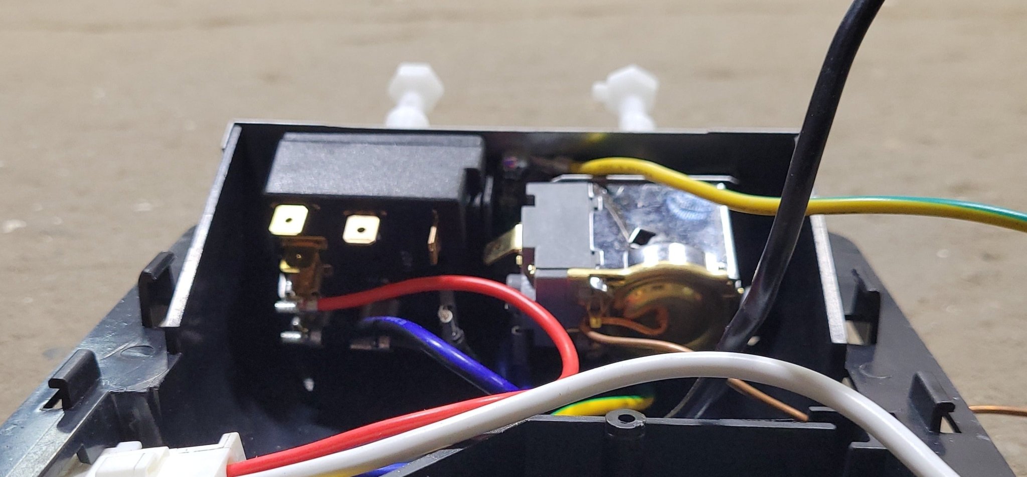 Dometic Penguin II A/C Thermostat/ Rotary Switch/ Knob & Shaft Kit - Young Farts RV Parts