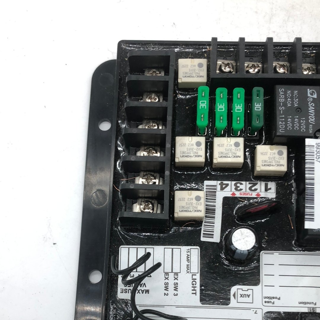 Lippert 20680 LCI BLE MULTIFUNCTION 8-OUTPUT RECEIVER - Young Farts RV Parts