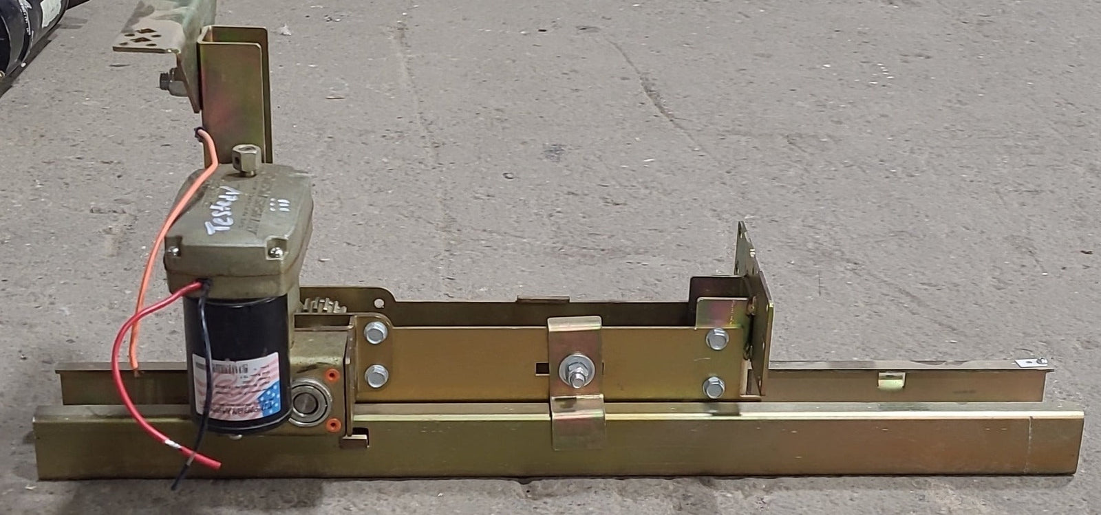 M-TEC Single Rail Above Floor Slide-Out Assembly 574-294-1060 - Young Farts RV Parts