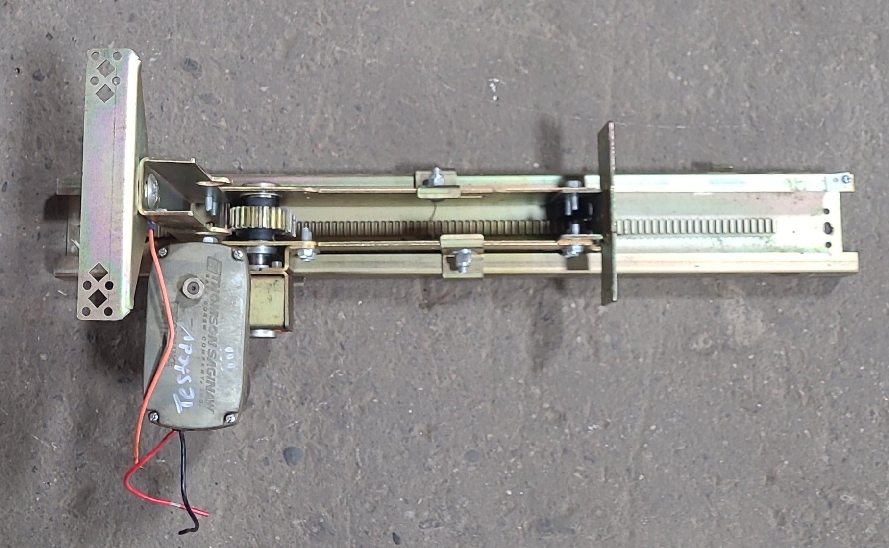 M-TEC Single Rail Above Floor Slide-Out Assembly 574-294-1060 - Young Farts RV Parts