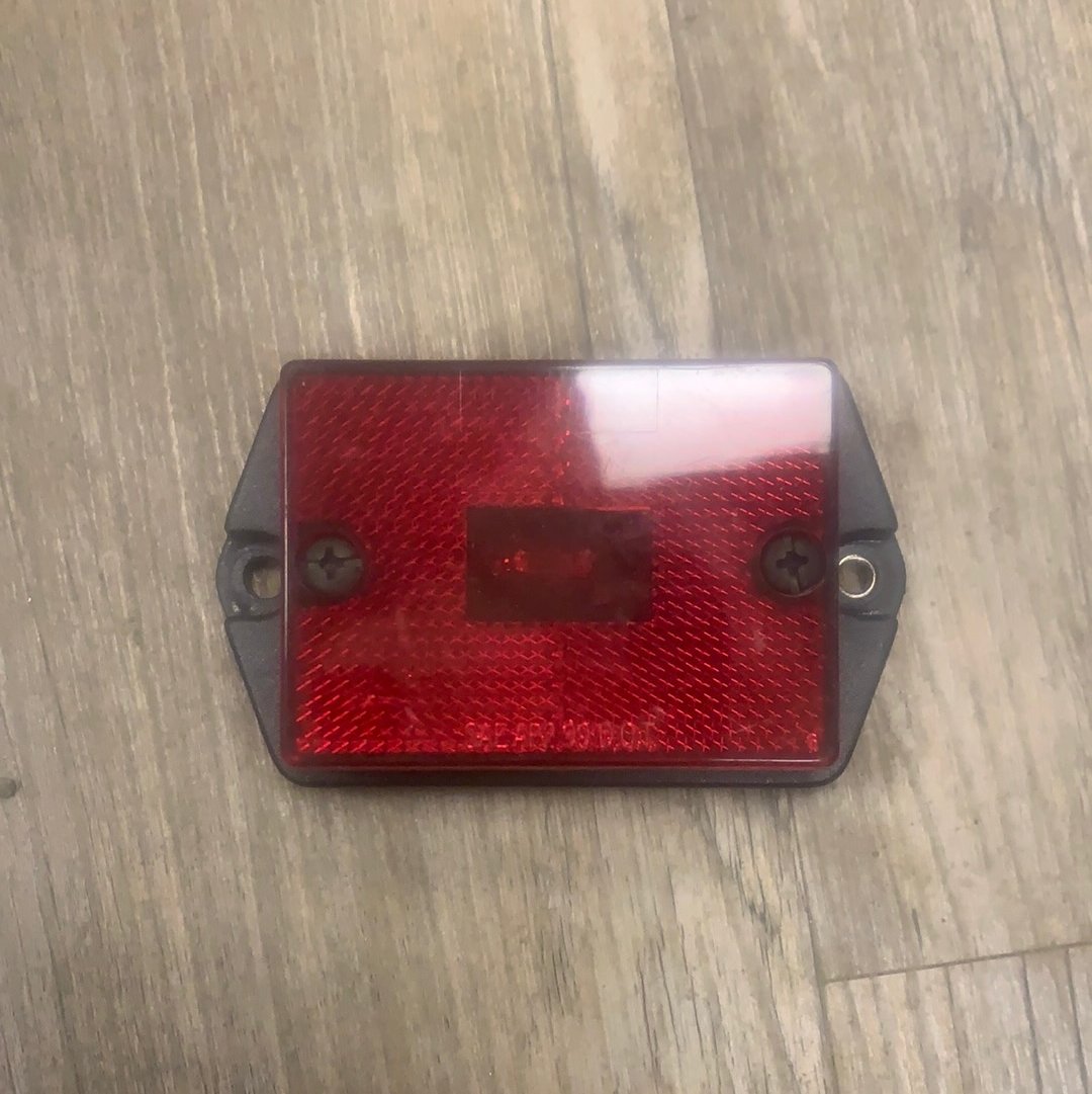 SAE AP2 99 DOT Clearance light with base RED - Young Farts RV Parts