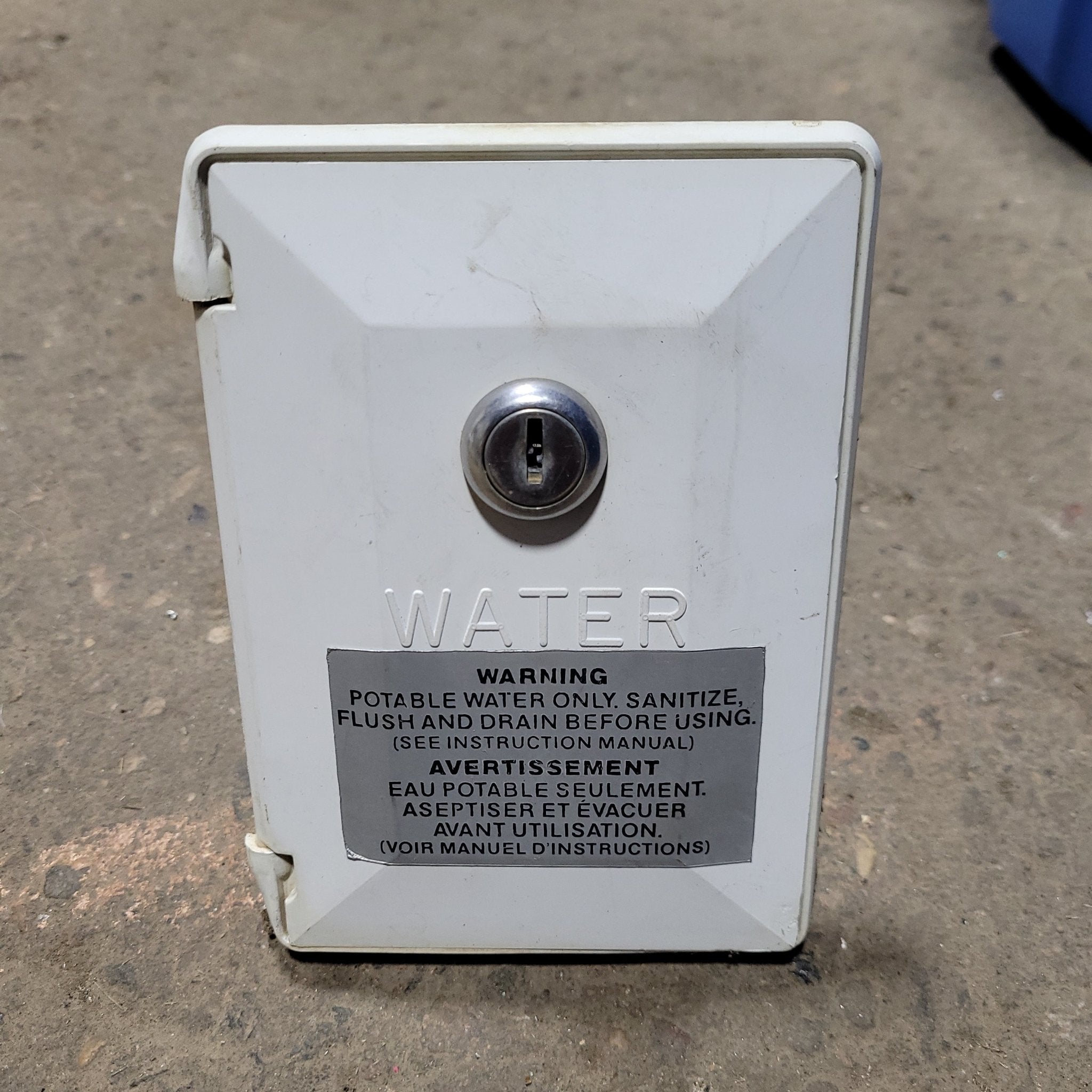 Used 4 1/4" W RV Water inlet - Off White - Young Farts RV Parts