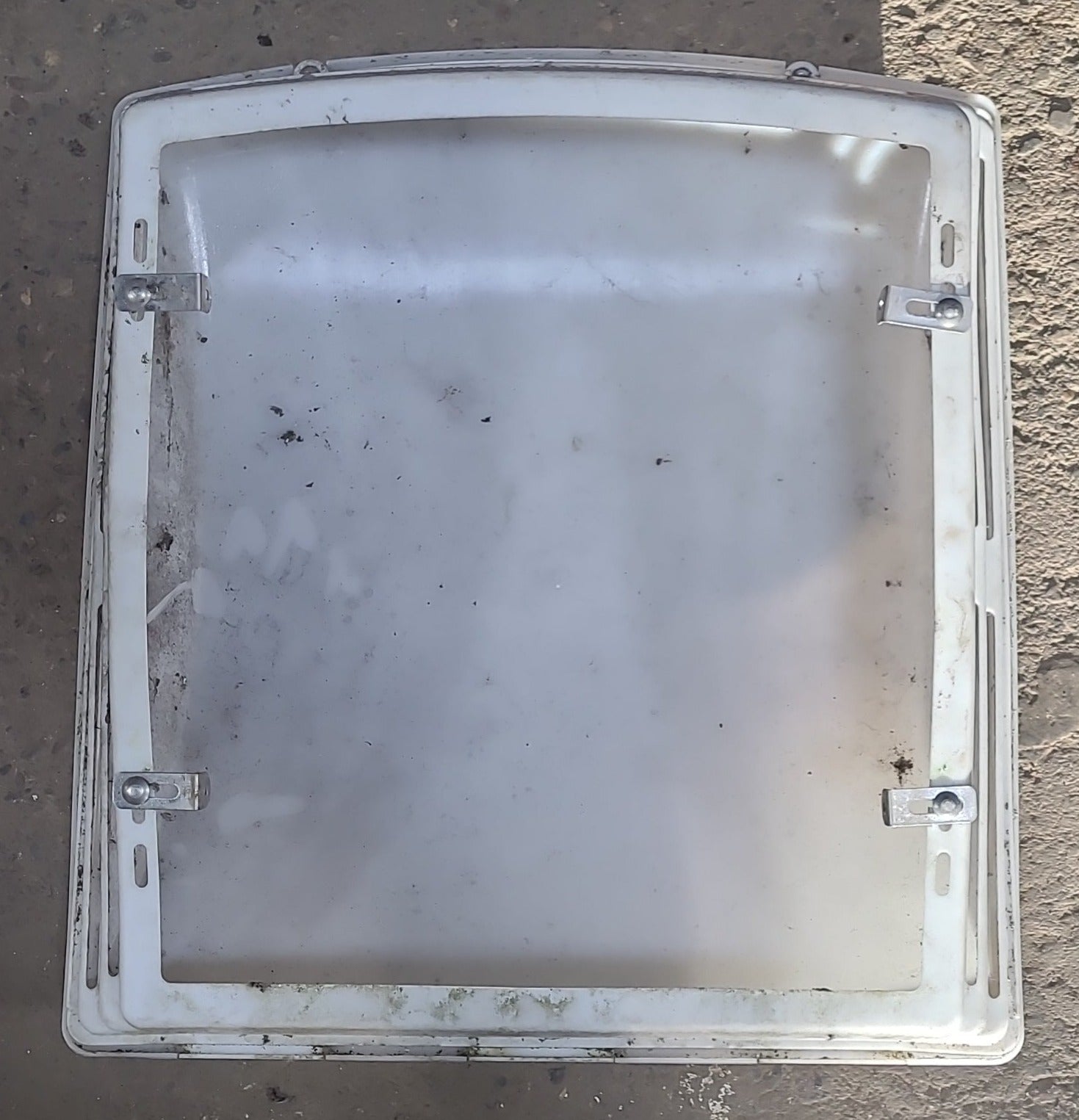 Used Aero-Flo Air Vent Cover - Young Farts RV Parts