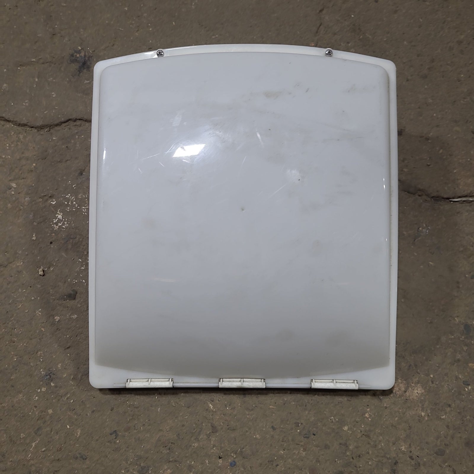 Used Aero-Flo Air Vent Cover - Young Farts RV Parts