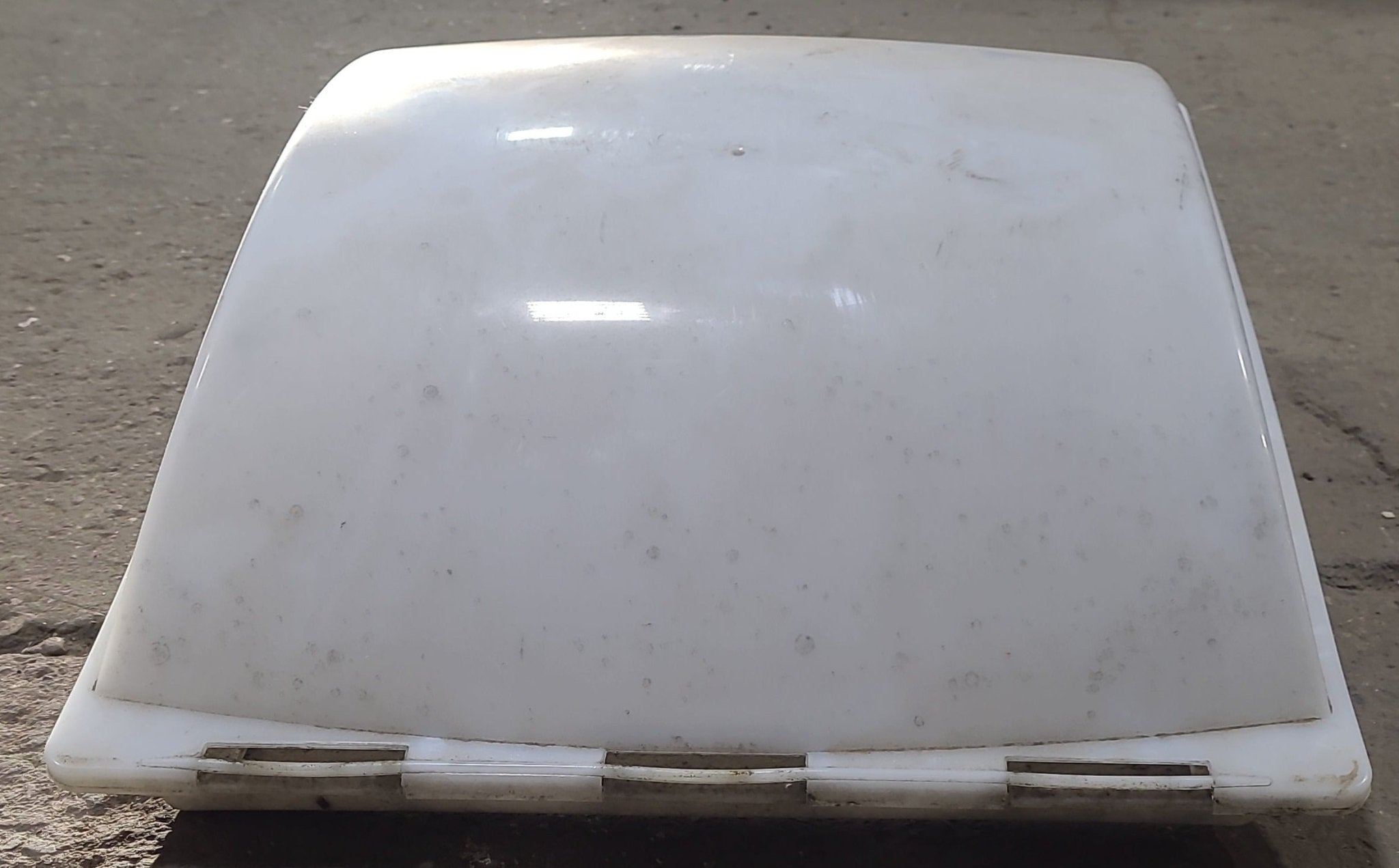 Used Aero-Flo Air Vent Cover - Young Farts RV Parts