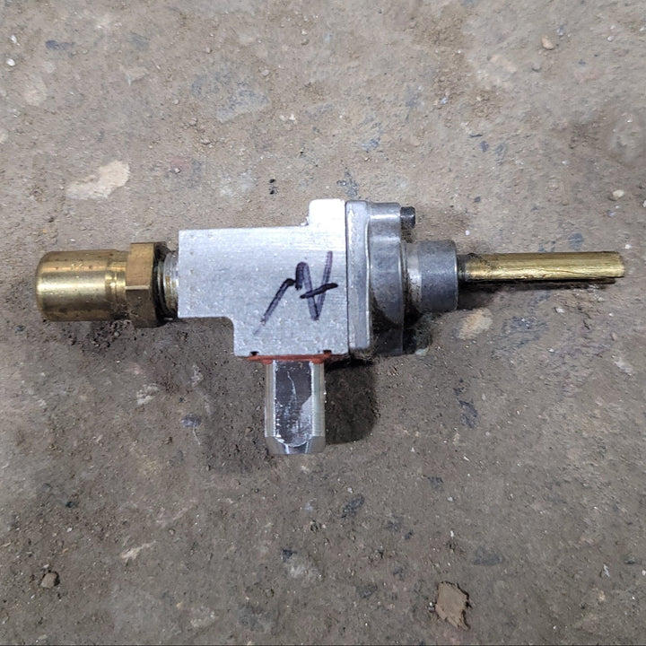 Used Atwood Wedgewood Burner Valve 6500 BTU 53200 - Young Farts RV Parts