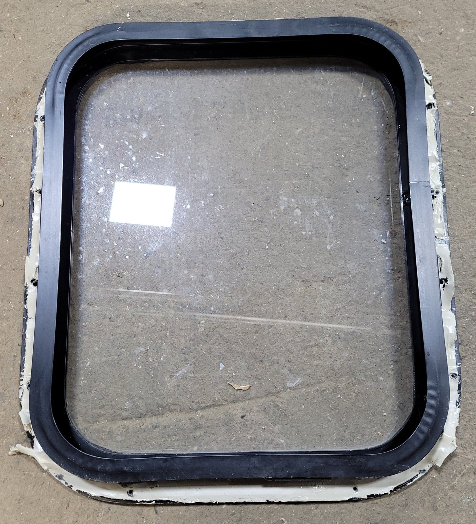 Used Black Radius Non-Opening Window : 16 3/4