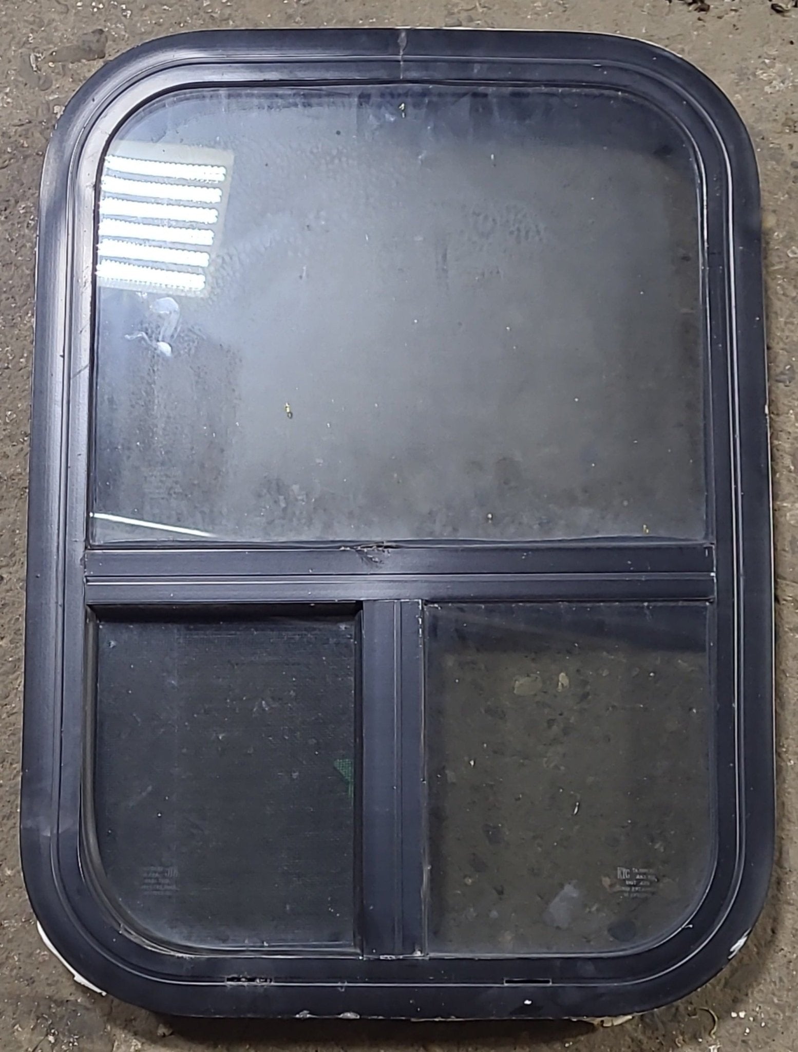 Used Black Radius Opening Window : 15 1/2