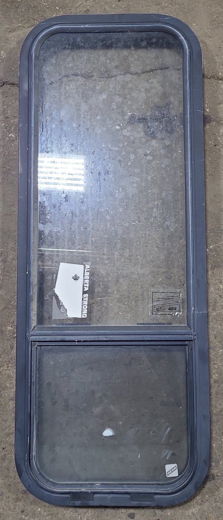 Used Black Radius Opening Window : 15