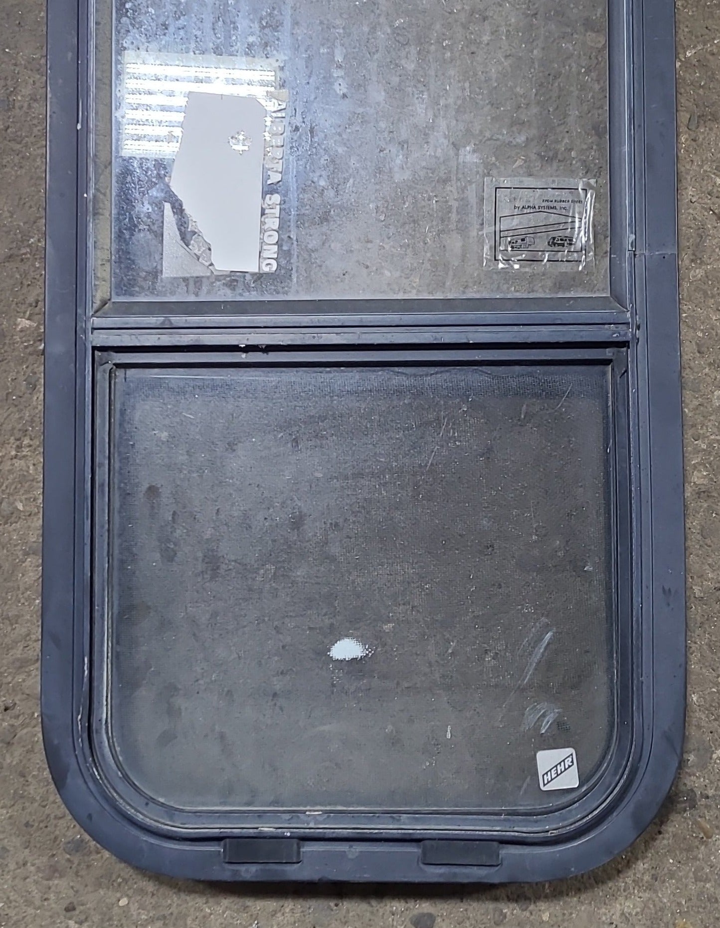 Used Black Radius Opening Window : 15