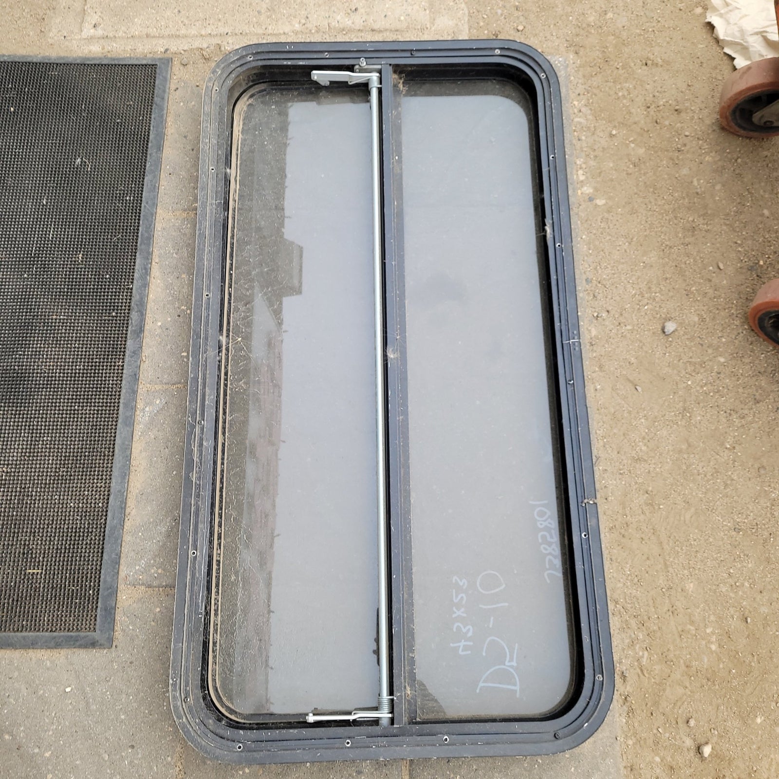 Used Black Radius Opening Window : 43 X 23 X 2