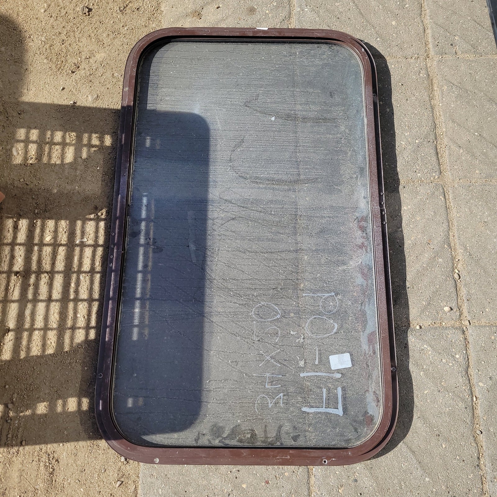 Used Brown Radius Non-Opening Window : 34 X 20 X 2