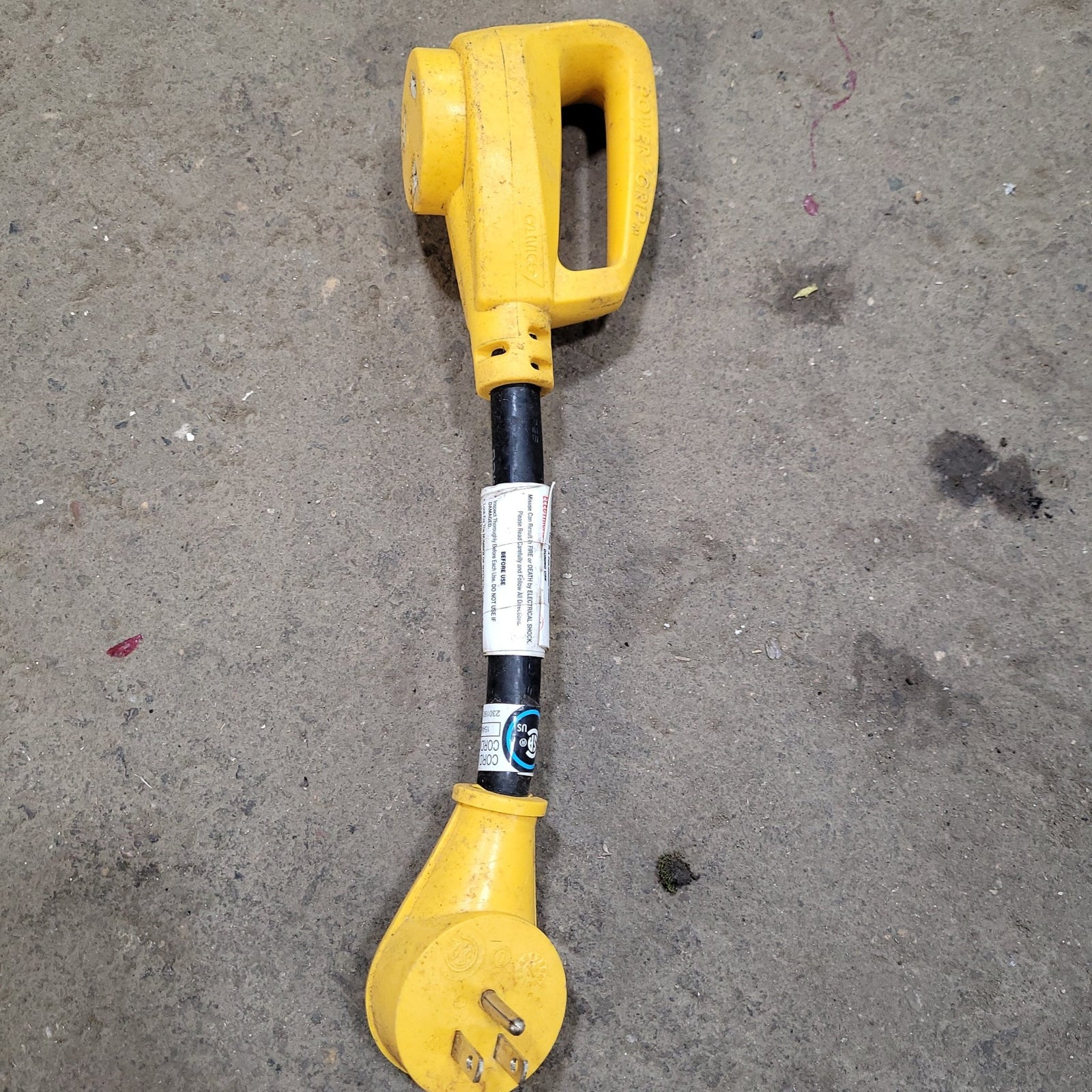 Used Camco 15AM/30AF Power Grip Dogbone - 12