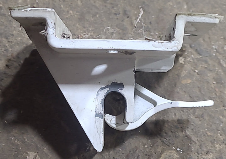 Used Carefree Bottom Bracket 901019W - Young Farts RV Parts