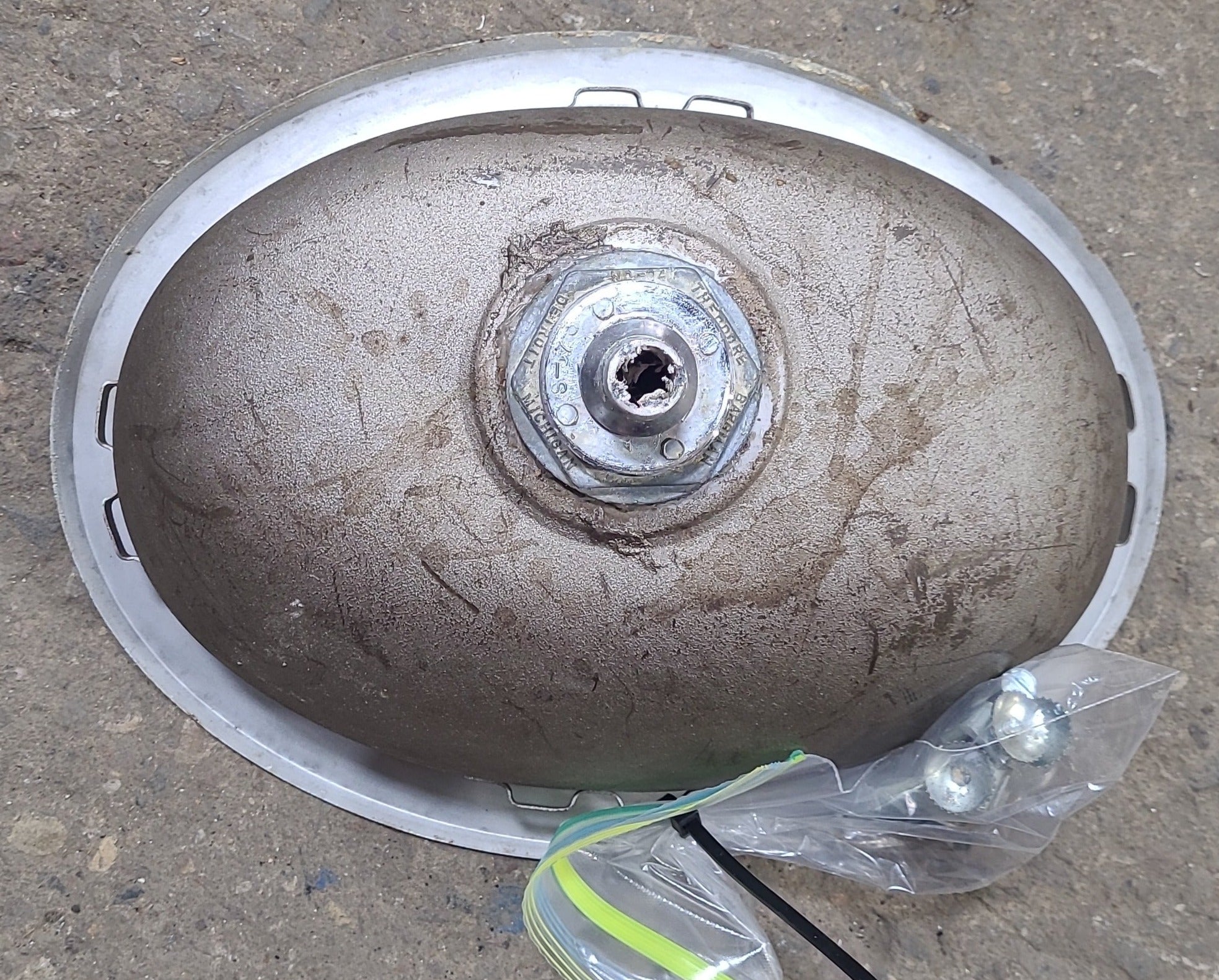 Used Chrome Bathroom Sink 14" x 10 1/2" x 6" D - Young Farts RV Parts