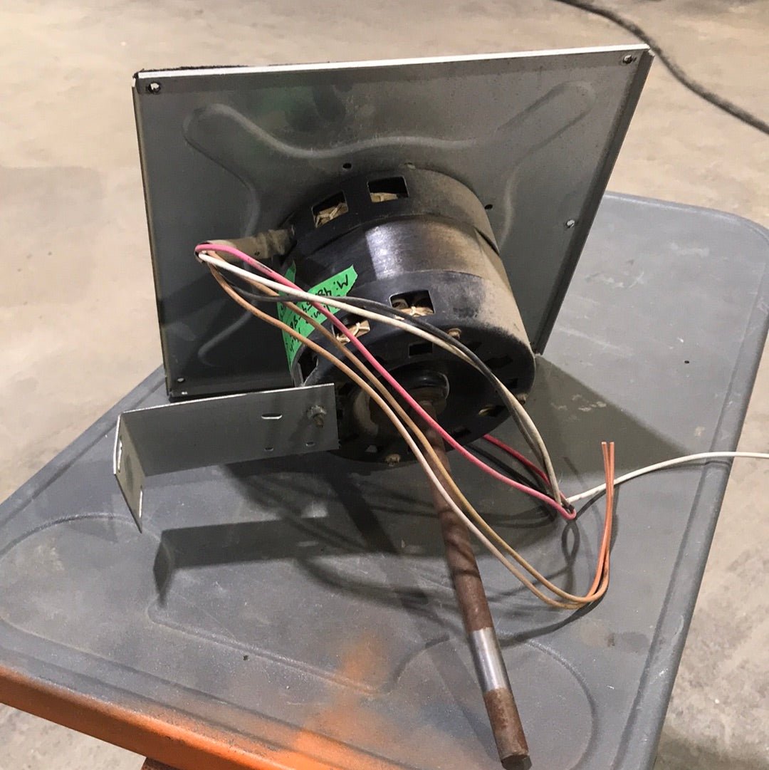 USED COLEMAN MACH 15 A/C FAN MOTOR 1468A3069 - Young Farts RV Parts