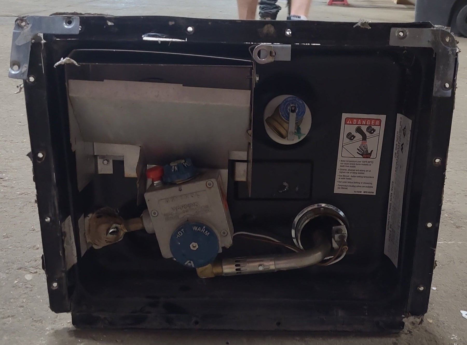 Used Complete Atwood GC6AA-8SPK Hot Water Heater 6 Gal. | Young Farts RV  Parts