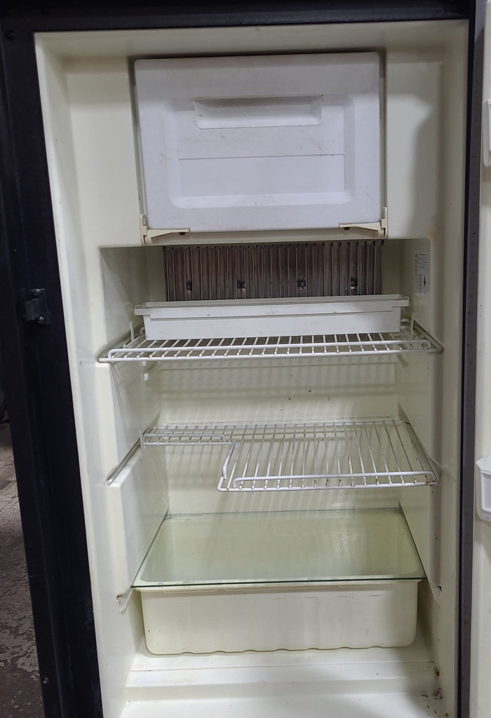 Used Complete Norcold 6052 Fridge 2-way - Young Farts RV Parts